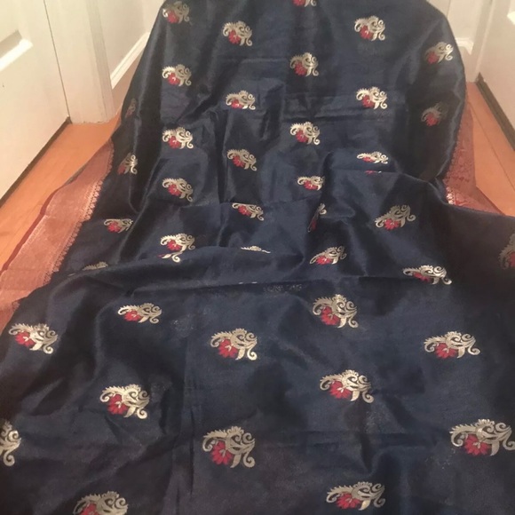 Jute Spun Silk Benarasi Saree With Blouse Piece - Picture 3 of 8